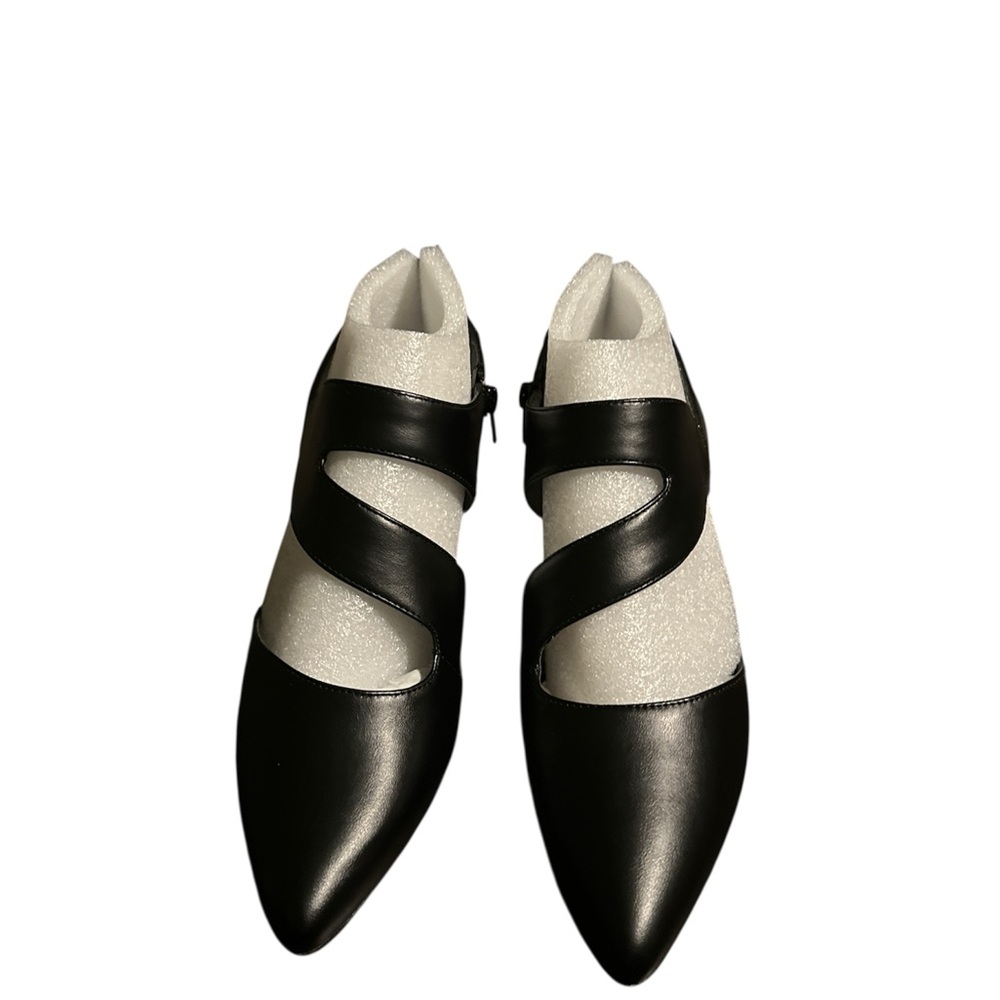 Easy Street Black heels